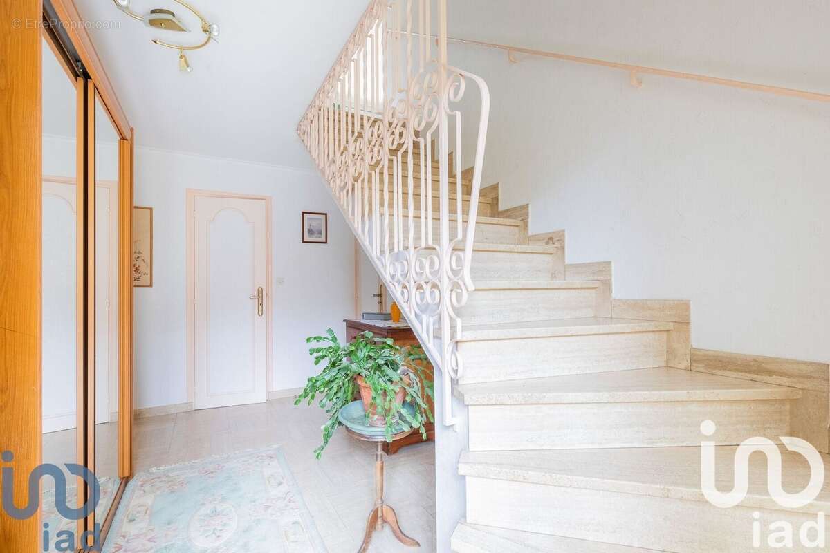 Photo 2 - Maison à MORANGIS