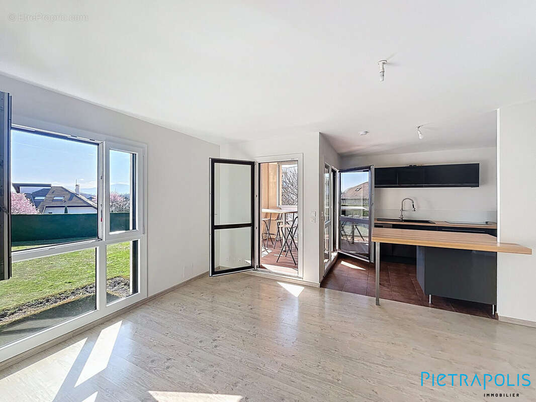 Appartement à DIVONNE-LES-BAINS