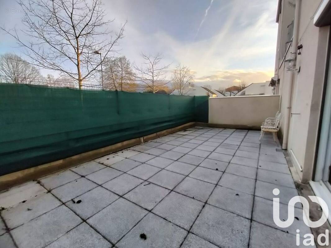 Photo 1 - Appartement à NOISIEL