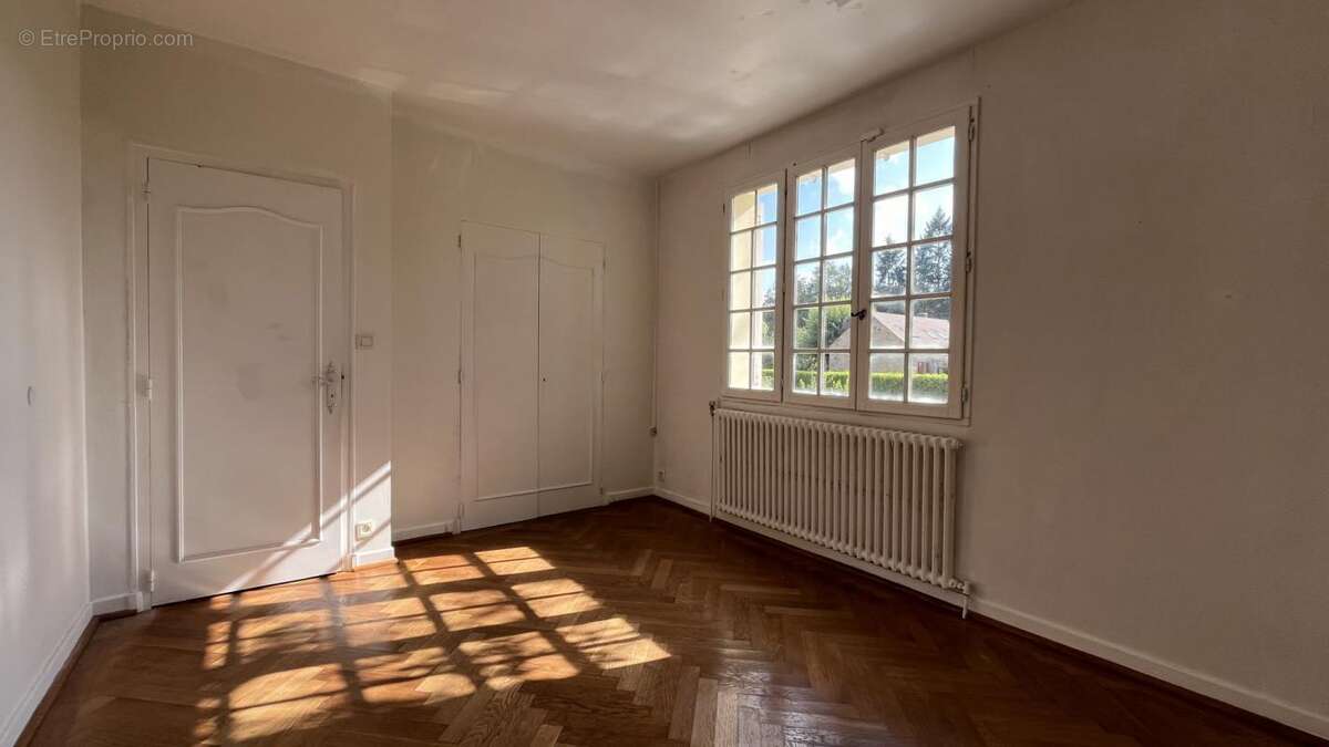 Maison à AUXY
