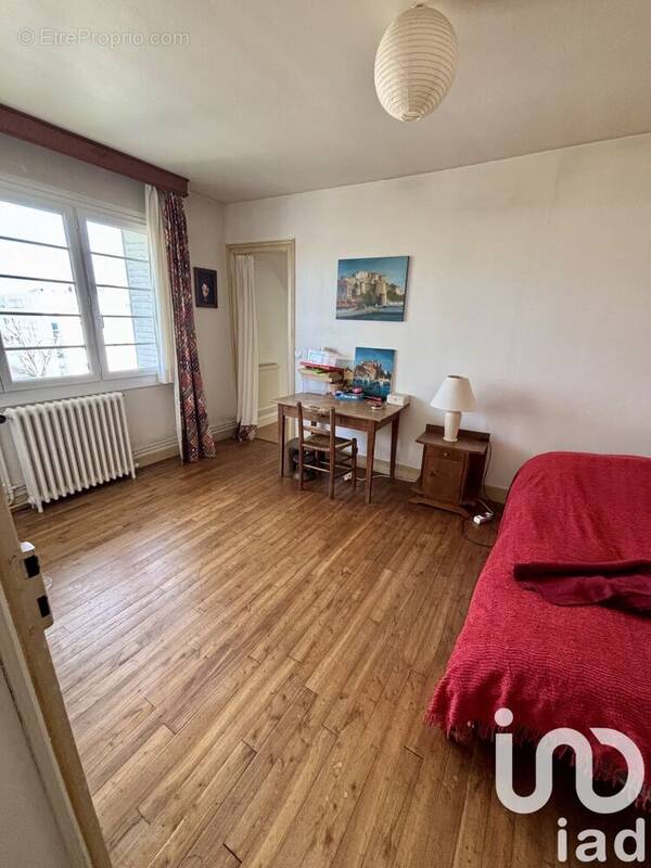 Photo 1 - Maison à POITIERS