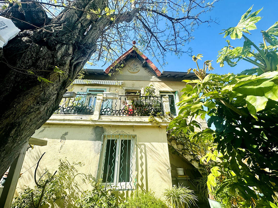 Appartement à LANSARGUES