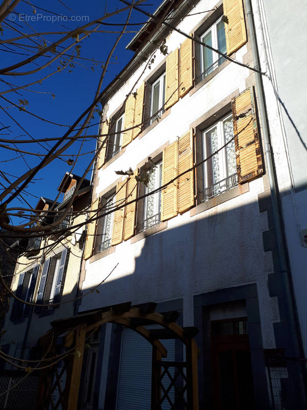 Appartement à LA BOURBOULE