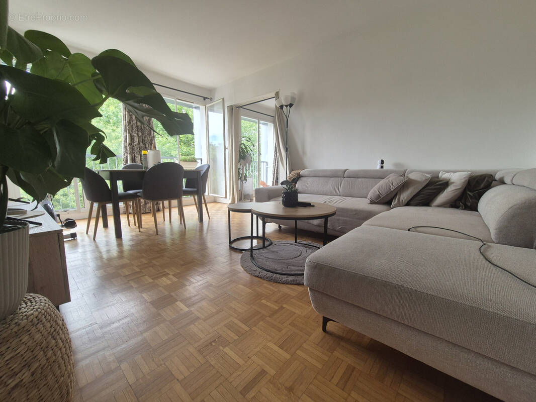 Appartement à CHATILLON