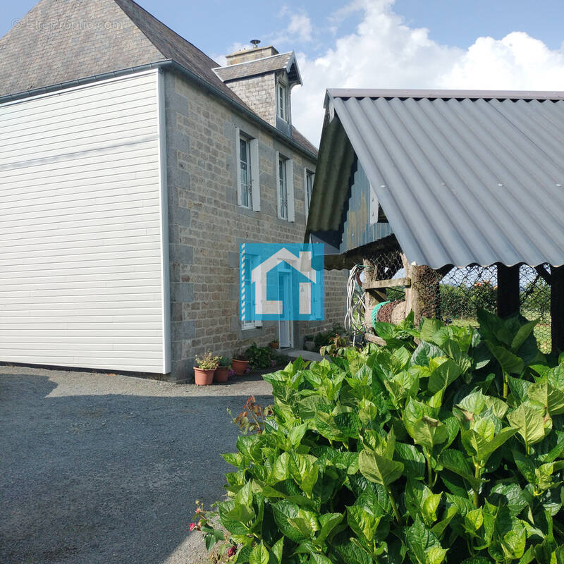 Maison à BESLON