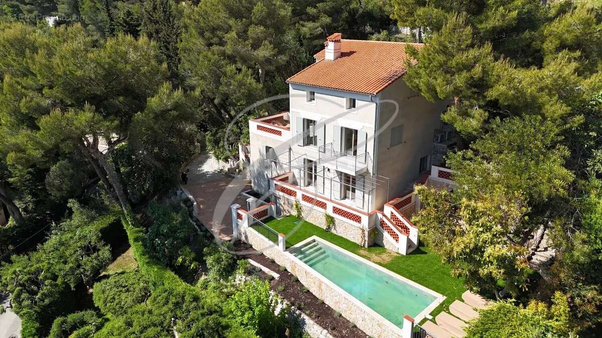 Maison à ROQUEBRUNE-CAP-MARTIN