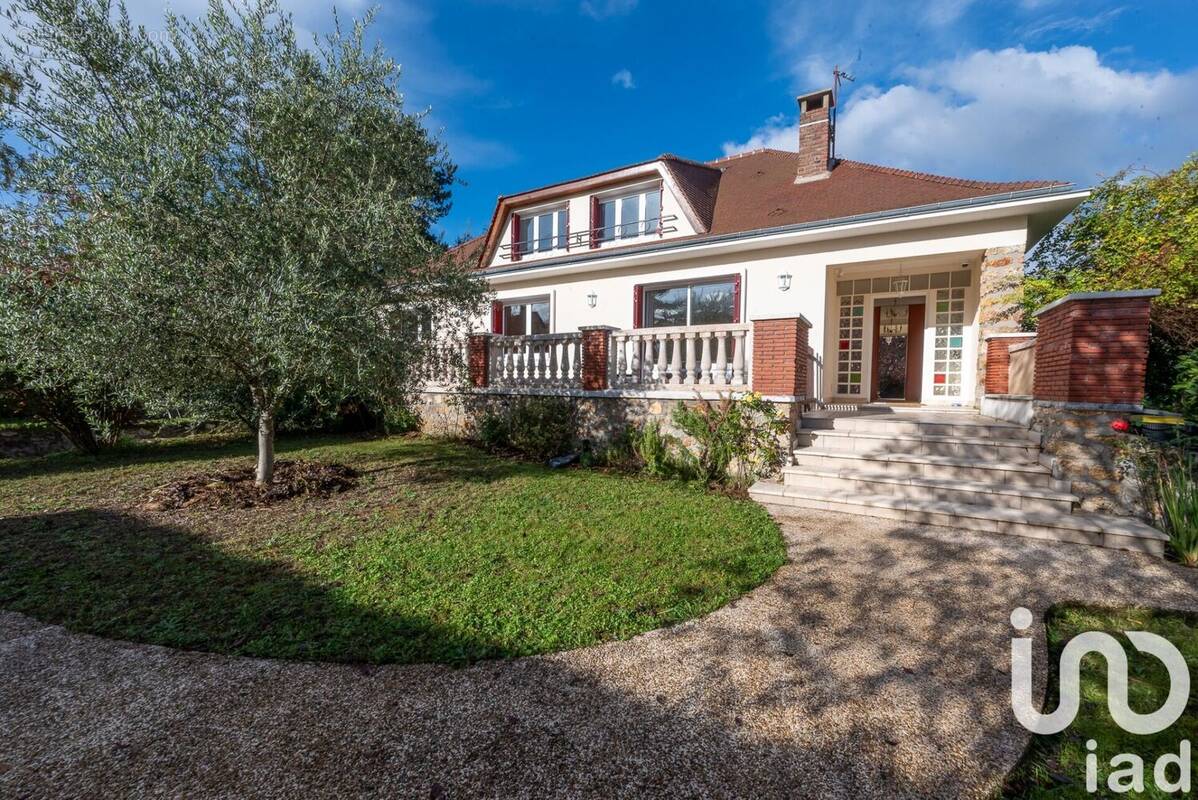 Photo 1 - Maison à VILLEPREUX
