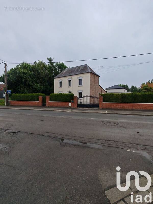 Photo 1 - Maison à CROISILLES