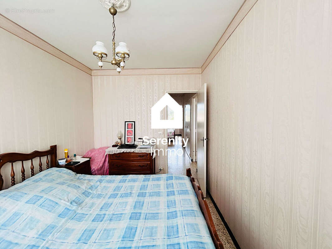 Appartement à MARSEILLE-15E
