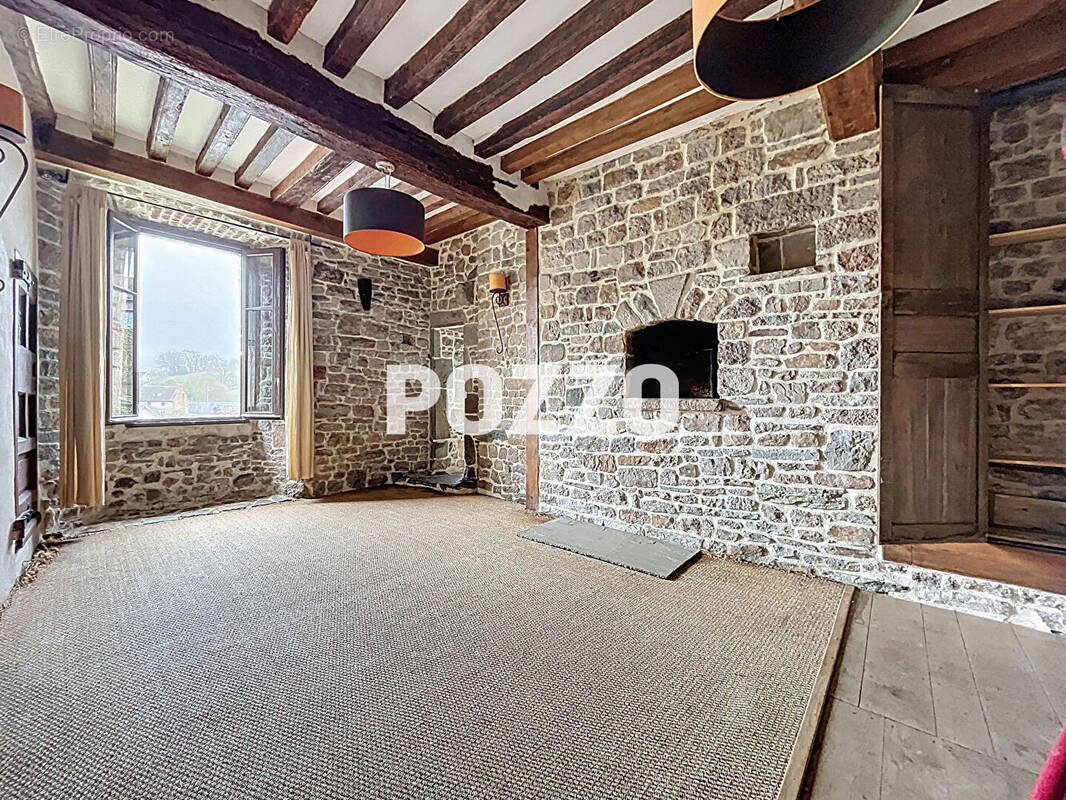 Maison à VILLEDIEU-LES-POELES