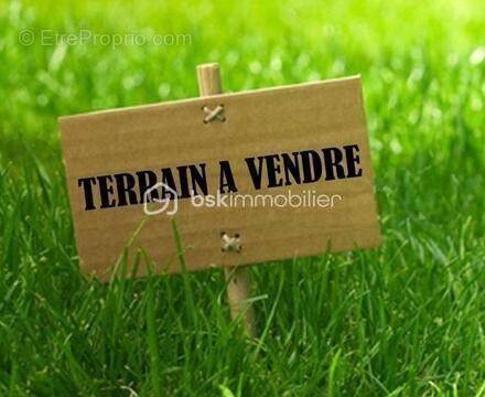 Terrain à VIAS