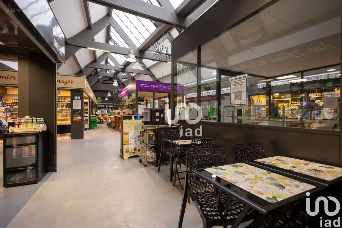Photo 7 - Commerce à CARRIERES-SUR-SEINE