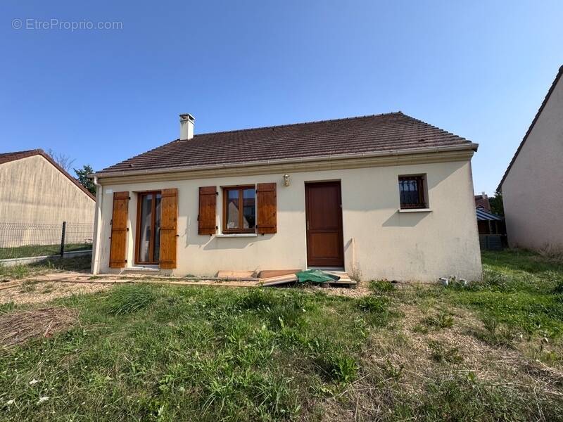 Maison à LA LOUPE