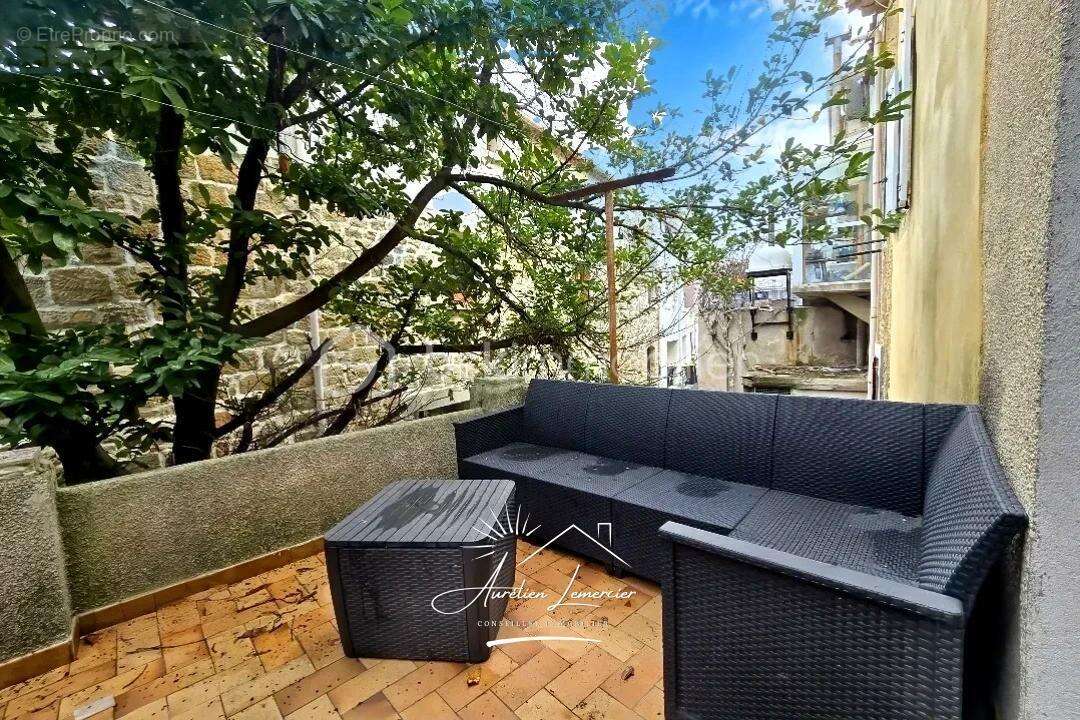 Maison à ESPONDEILHAN
