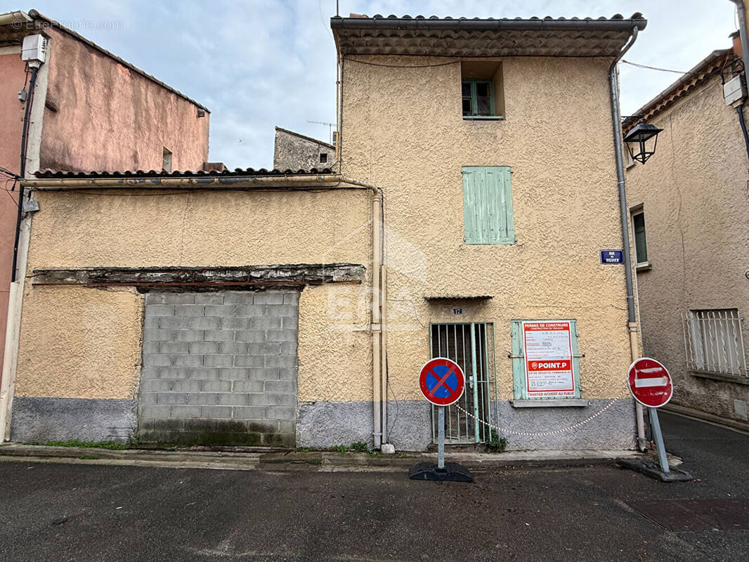Maison à MONTEUX
