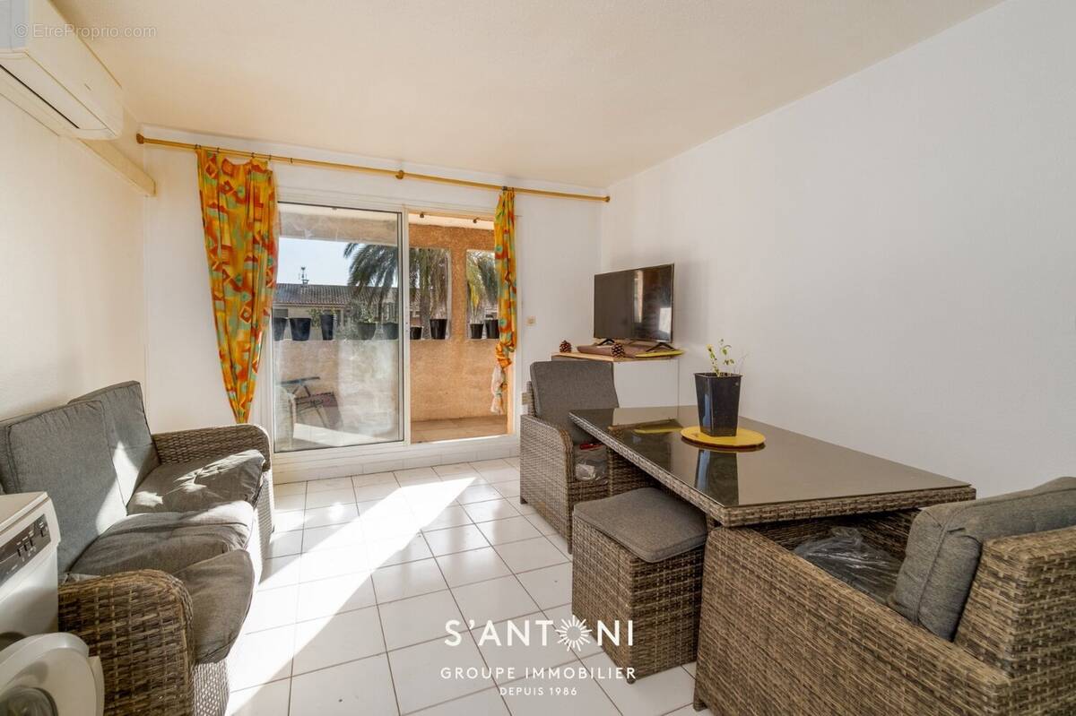 Appartement à VIAS