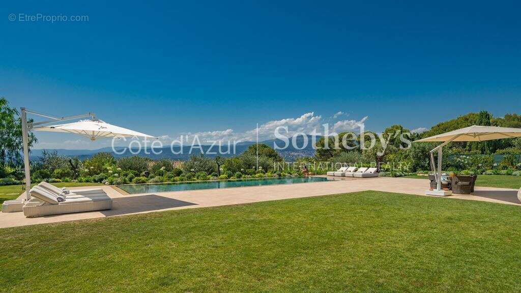 Maison à MOUGINS