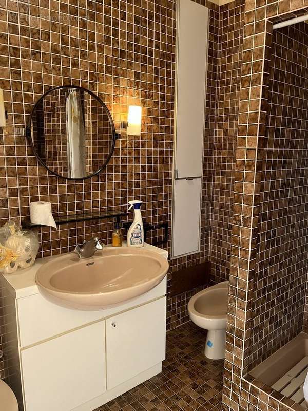 Appartement à FONTENAY-LE-FLEURY