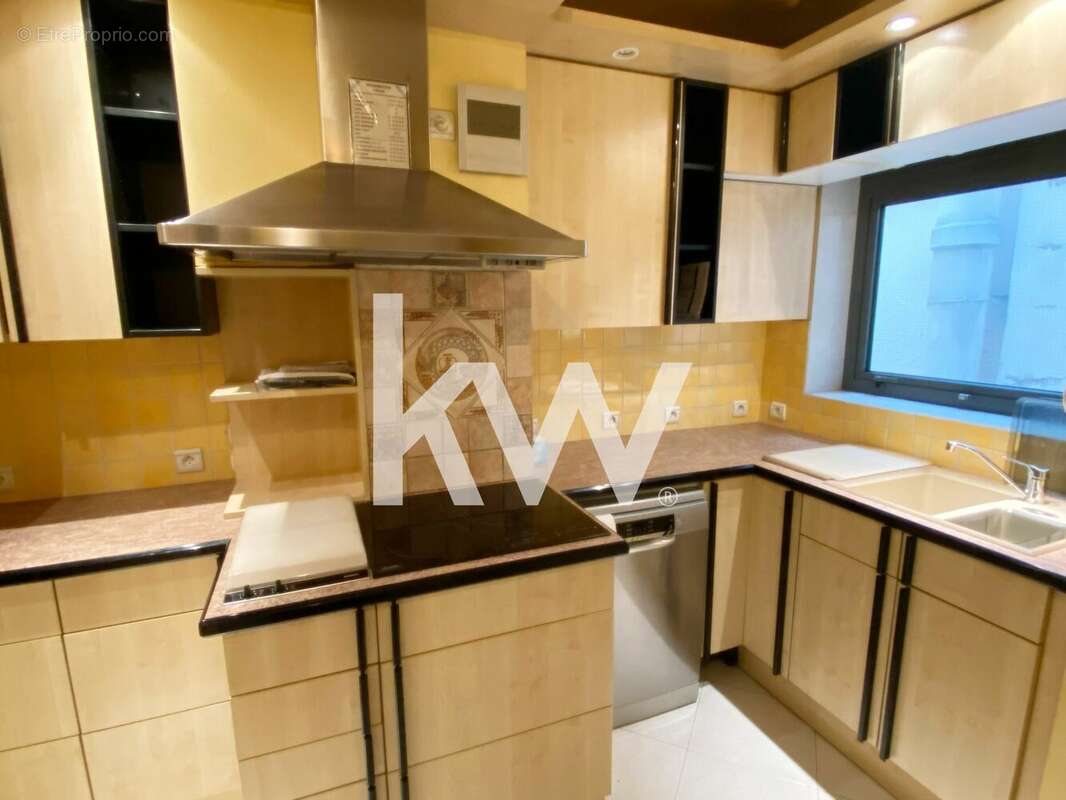 Appartement à PARIS-19E