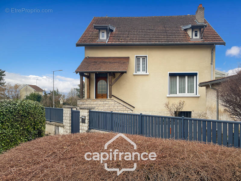 Maison à TALANT