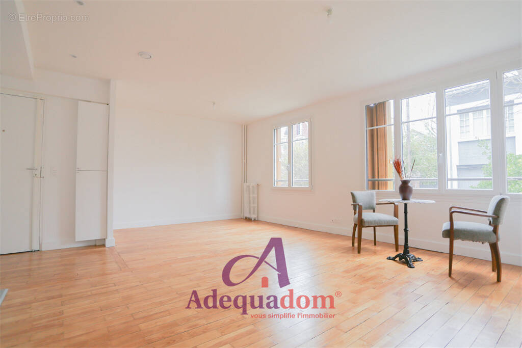 Appartement à COLOMBES