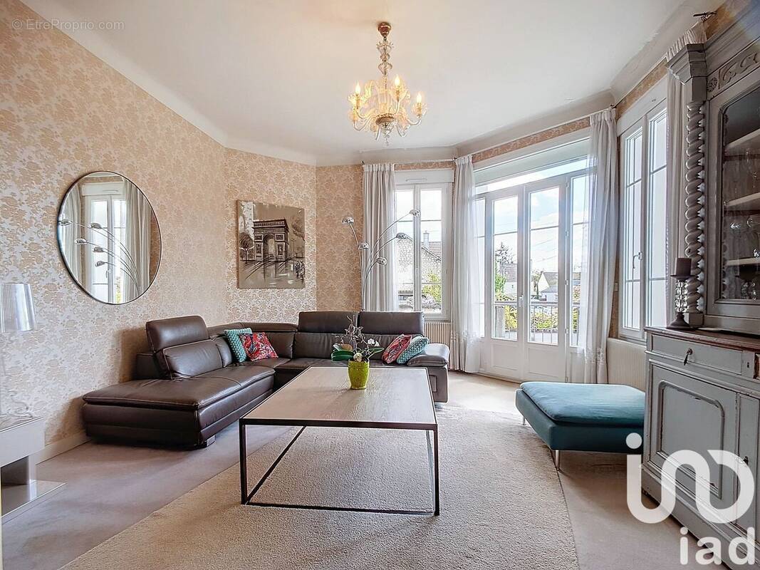 Photo 1 - Maison à MONTARGIS