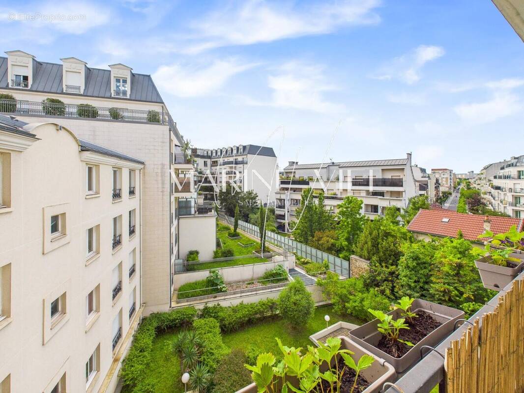 Photo 1 - Appartement à COURBEVOIE