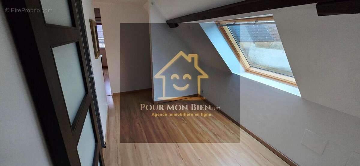 Maison à SOURS