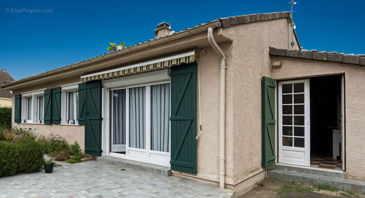 Maison à HOUDAN