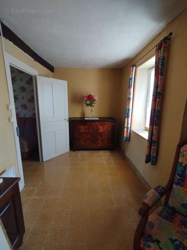 Maison à AUXY