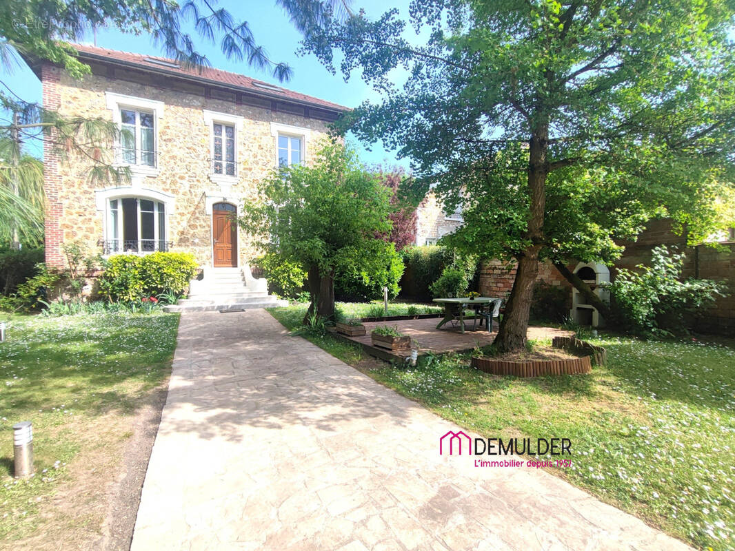 Maison à ECOUEN
