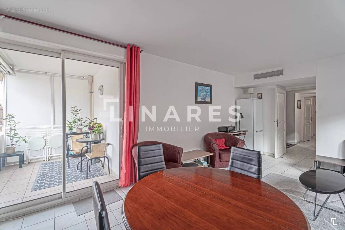 Appartement à MARSEILLE-8E