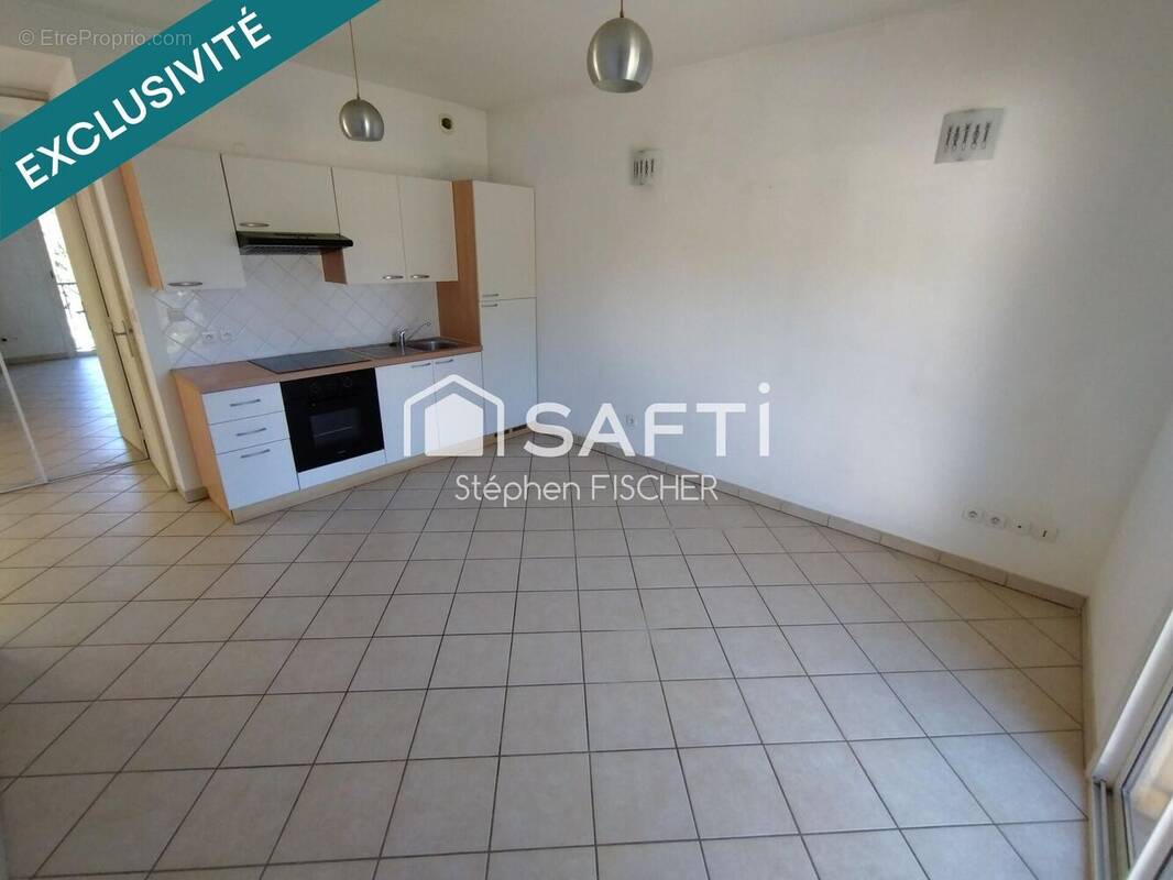 Photo 1 - Appartement à LE LUC