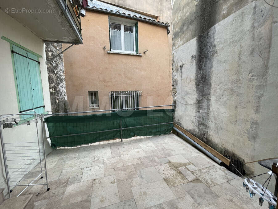 Appartement à DIEULEFIT