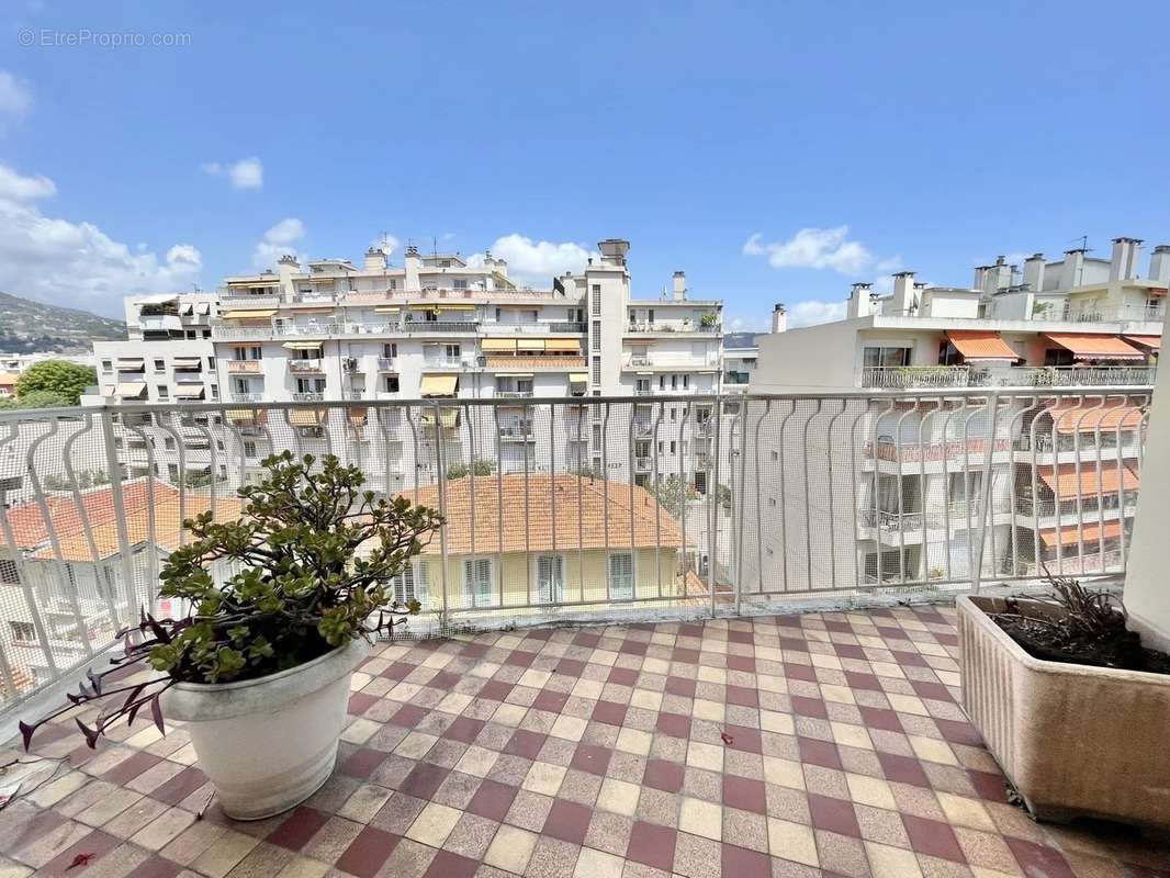 Appartement à NICE