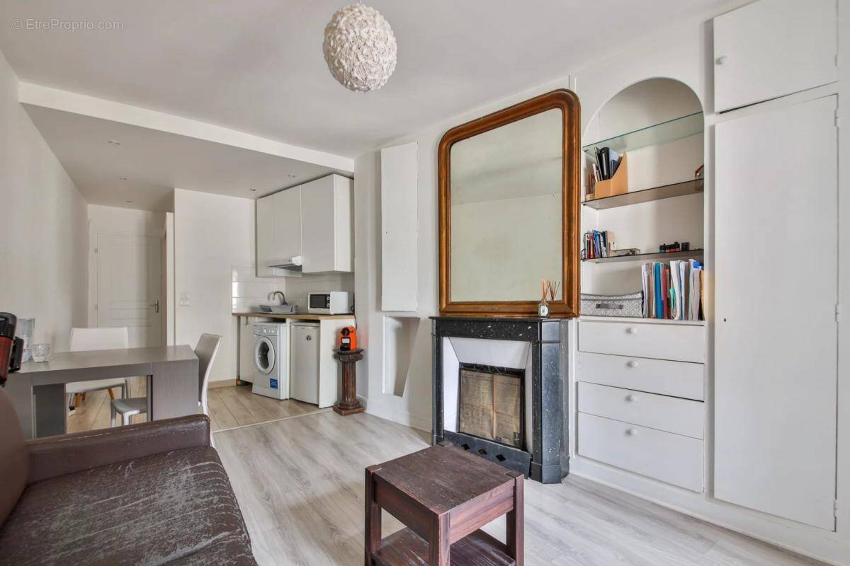 Appartement à PARIS-6E