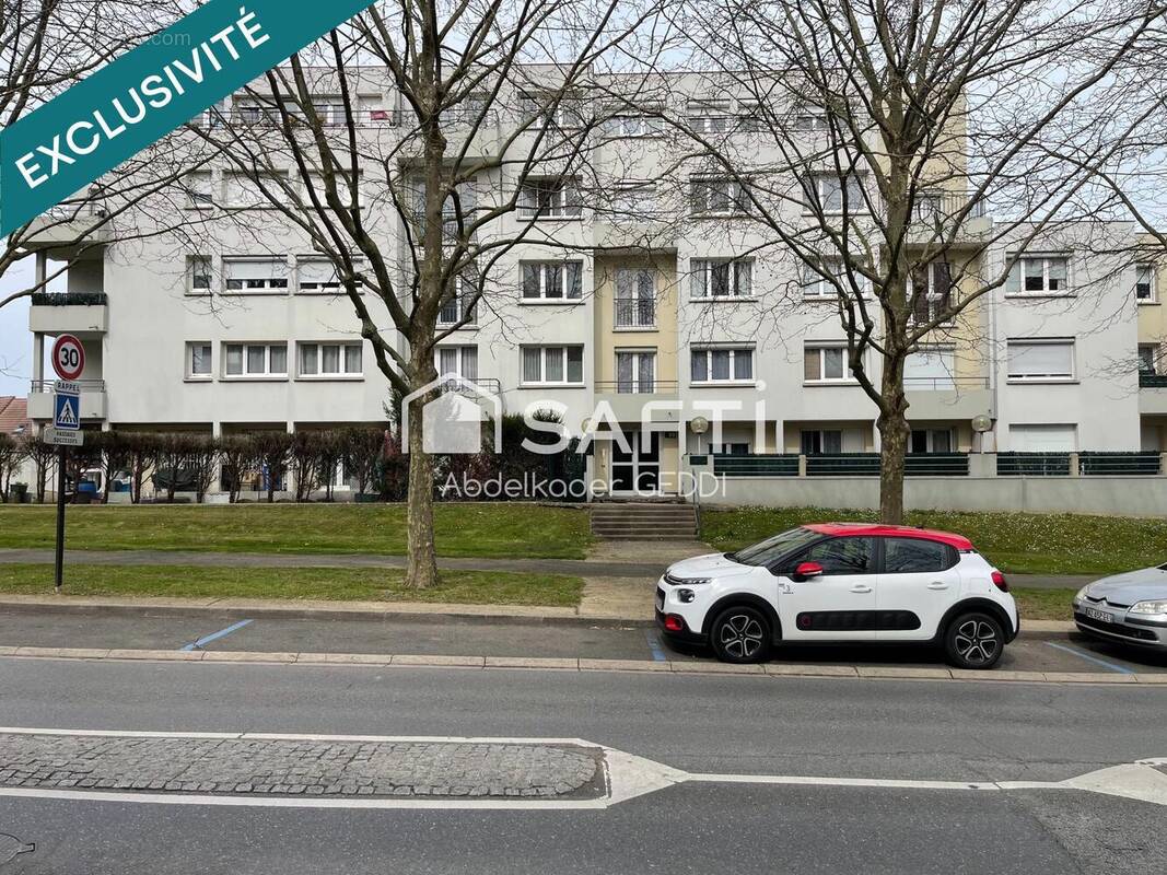 Photo 1 - Appartement à LOGNES