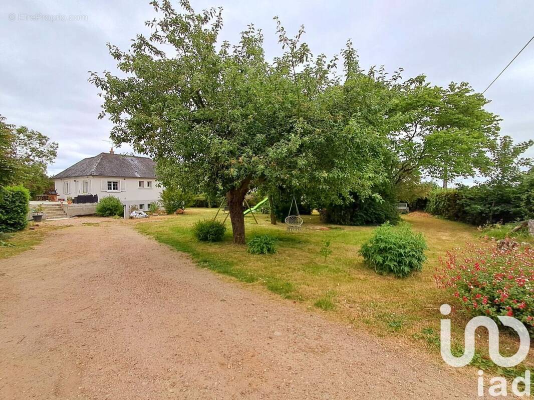 Photo 1 - Maison à SAINTE-MAURE-DE-TOURAINE