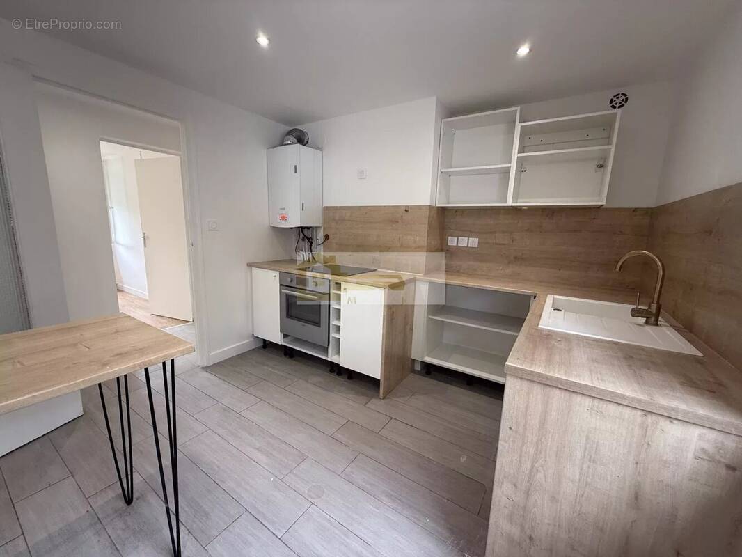 Appartement à MONTELIMAR