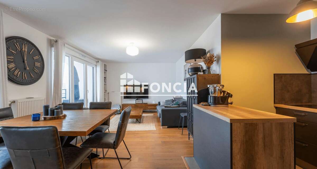 Appartement à ROMAINVILLE