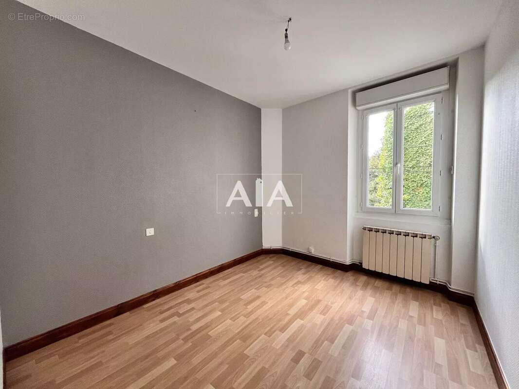 Appartement à MAINE-DE-BOIXE