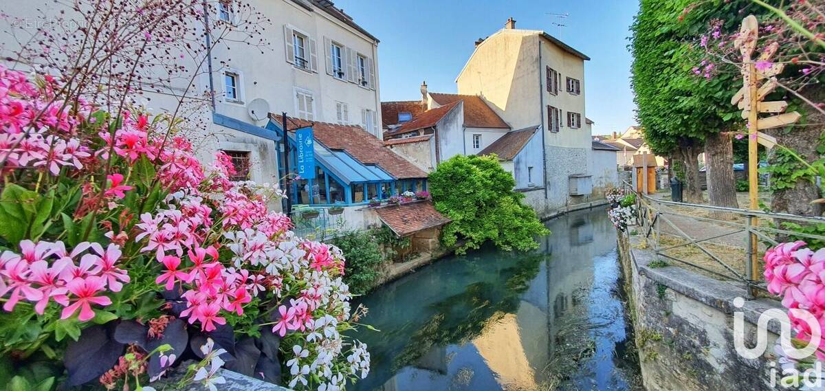 Photo 1 - Appartement à CRECY-LA-CHAPELLE
