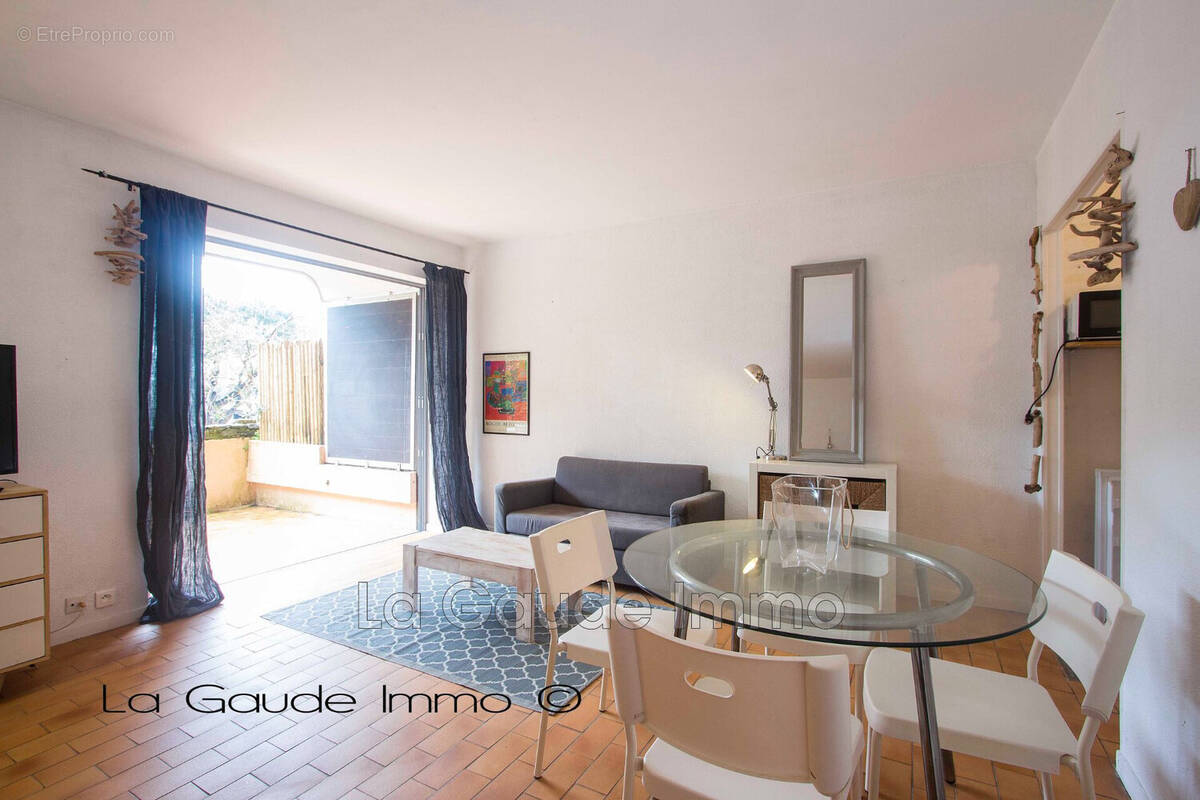 Appartement à SAINT-TROPEZ
