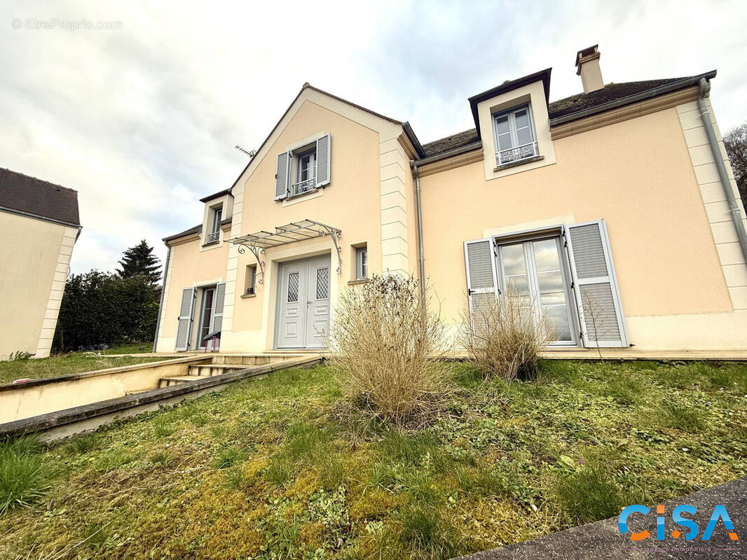 Maison à RONQUEROLLES