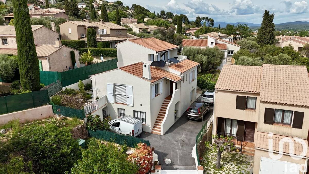 Photo 1 - Maison à LA FARLEDE