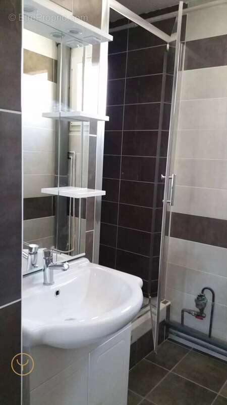 Appartement à LA CHAPELLE-SAINT-LUC
