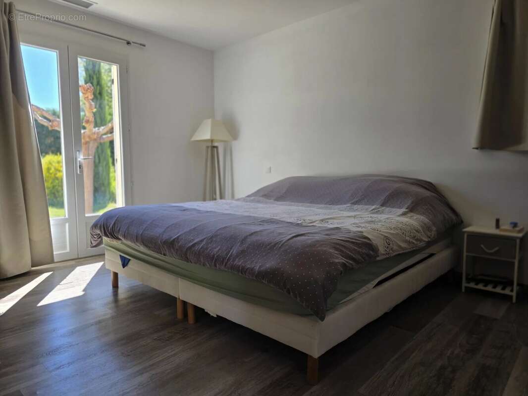 Maison à LORGUES