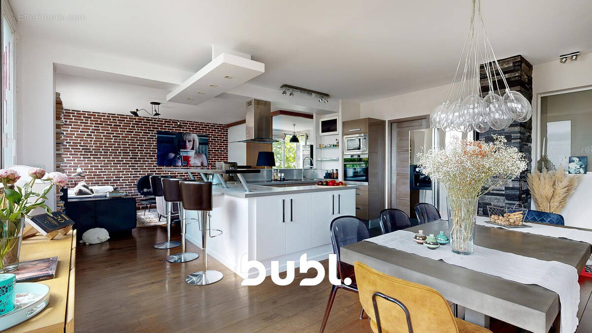 Appartement à RUEIL-MALMAISON