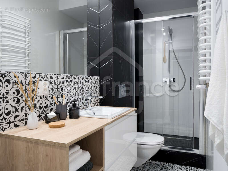 Appartement à LATTES