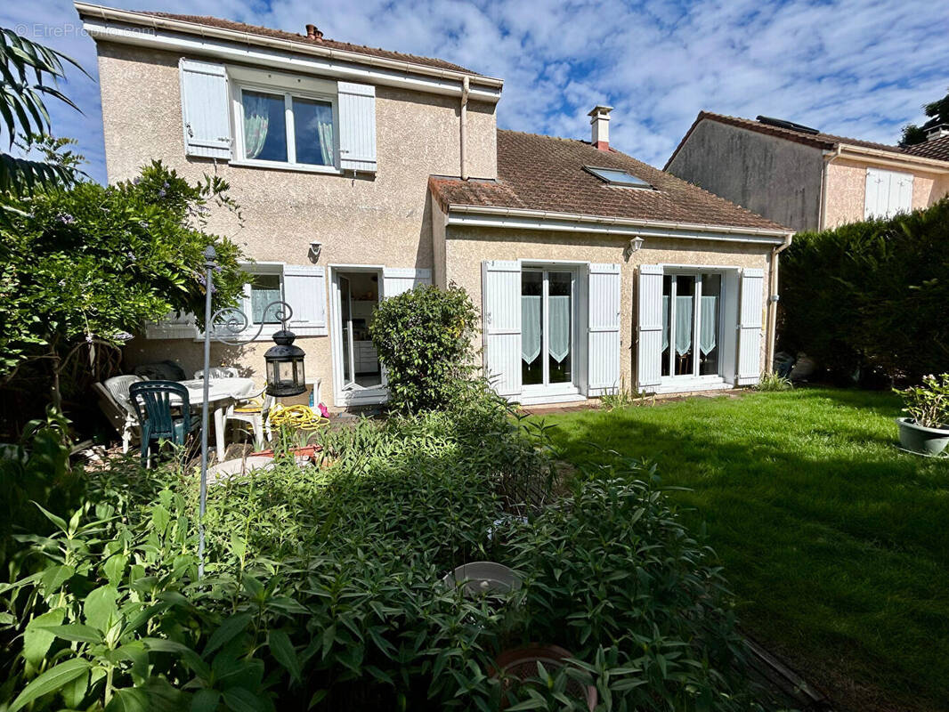 Maison à ACHERES